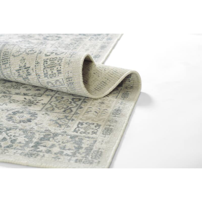 Momeni Estelle Hand Loomed Wool and Viscose Traditional Area Rug