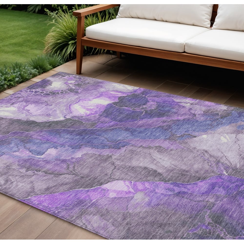 HomeRoots Floral Transitional Rectangle Outdoor Rug
