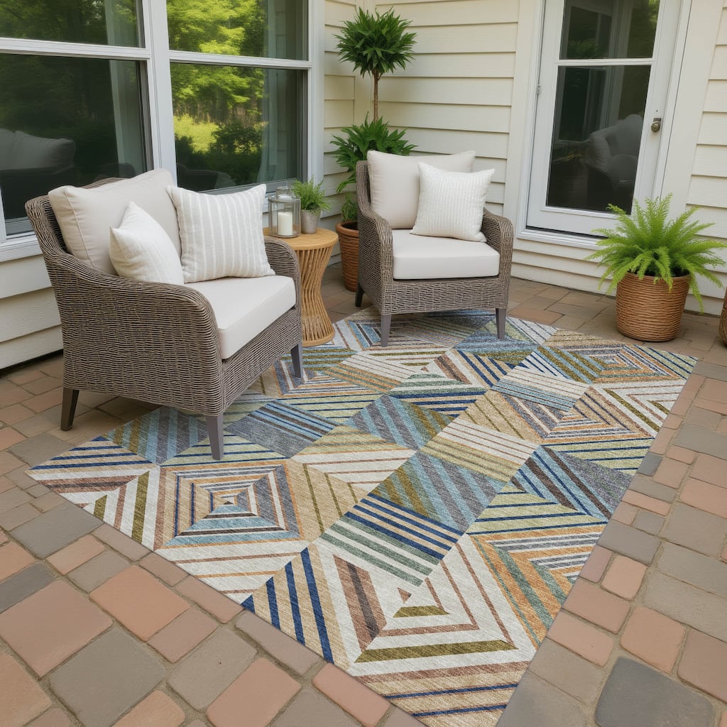 Machine Washable Indoor/ Outdoor Geo Mosaic Chantille Rug