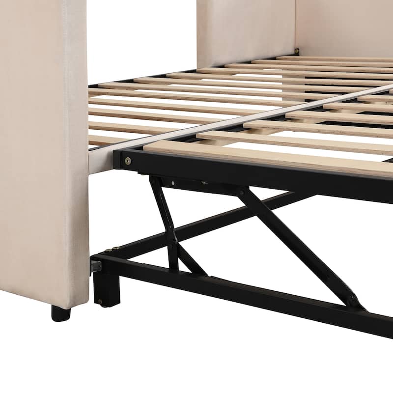 Upholstered daybed with Pop Up Trundle