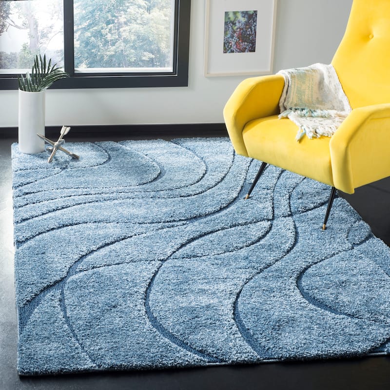 SAFAVIEH Florida Shag Sigtraud Abstract Waves 1.2-inch Area Rug - 4' x 6' - Light Blue/Blue