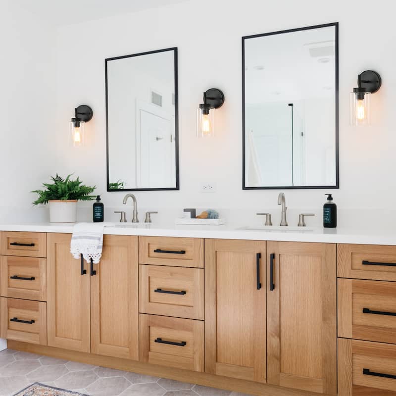 1-Light Modern Bathroom Vanity Light with Clear Glass Shades, Classic Wall Sconces for Dining Room Living Room