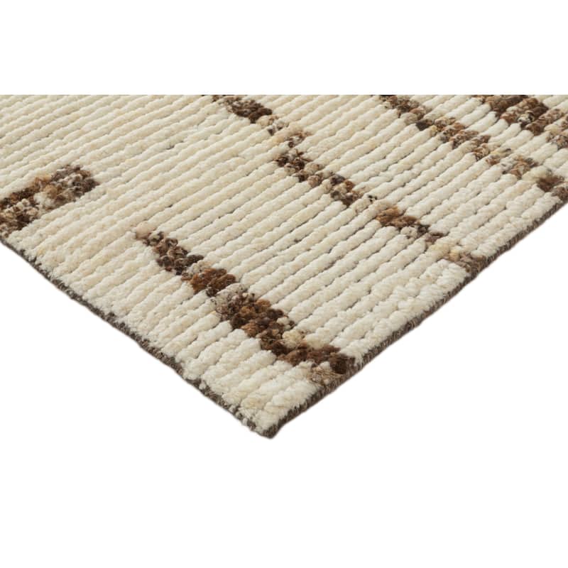 Terra by Obeetee Atlas Peak White Rug