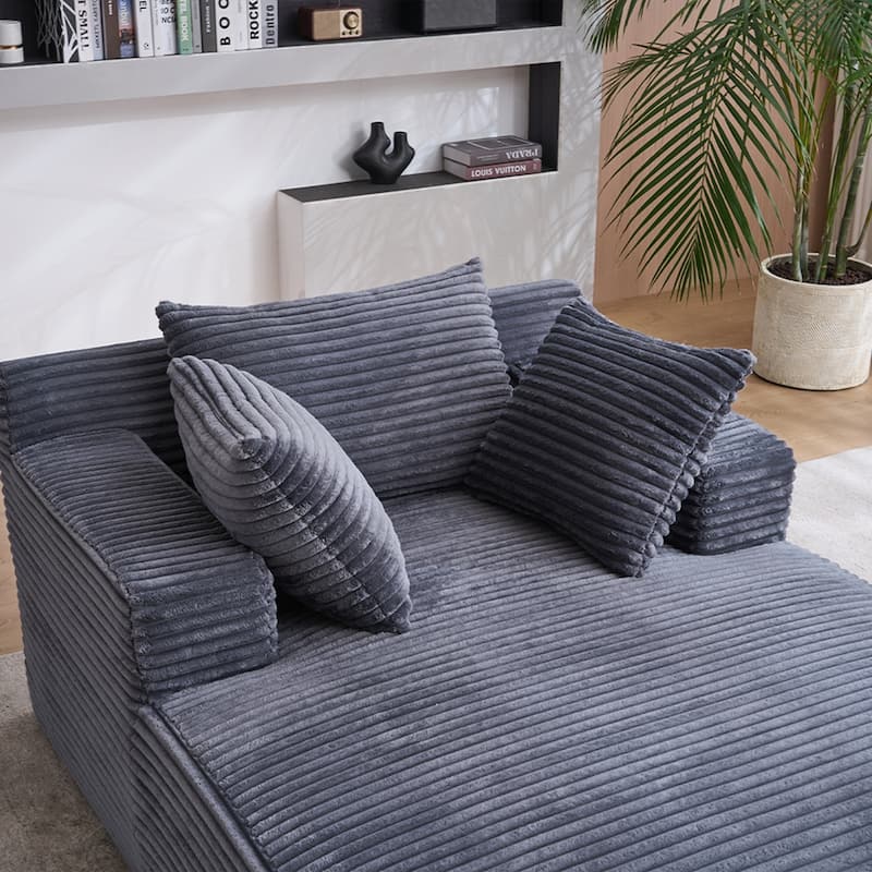 Versatile Oversized Chaise Longue Chair for Relaxing and Sleeping