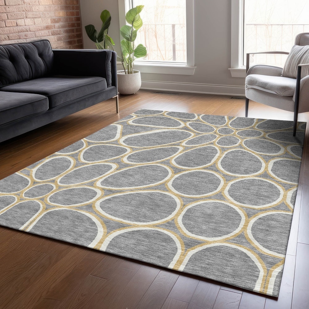 Machine Washable Indoor/ Outdoor Modern Bubbles Chantille Rug
