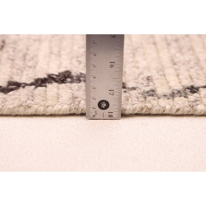 ECARPETGALLERY Hand-knotted Tangier Light Grey Wool Rug - 5'2 x 7'6