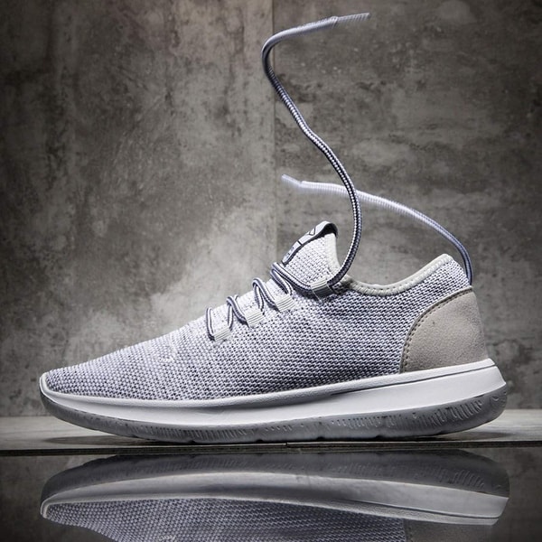 soft sole running shoes