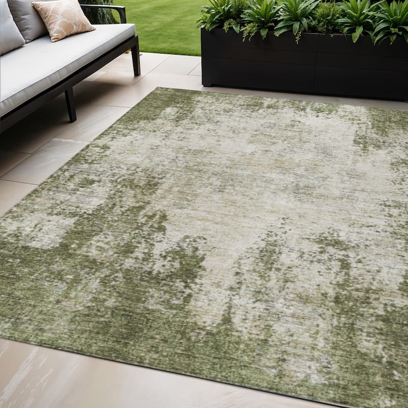 HomeRoots Abstract Transitional Rectangle Outdoor Rug - 5' X 8'