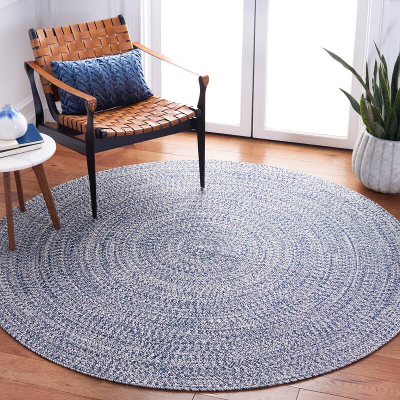 SAFAVIEH Handmade Braided Sakineh Casual Rug