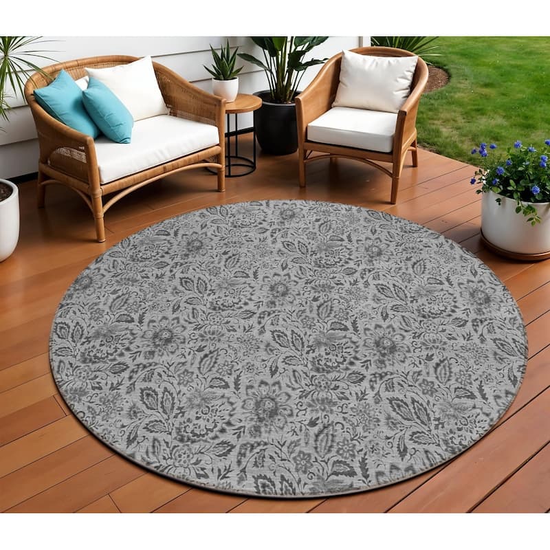HomeRoots Floral Transitional Rectangle Outdoor Rug - 8' Round