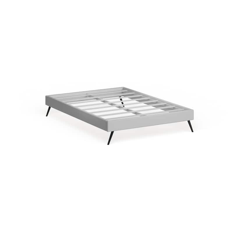Carson Carrington Storfors White Wood Platform Bed with Round Splayed Legs