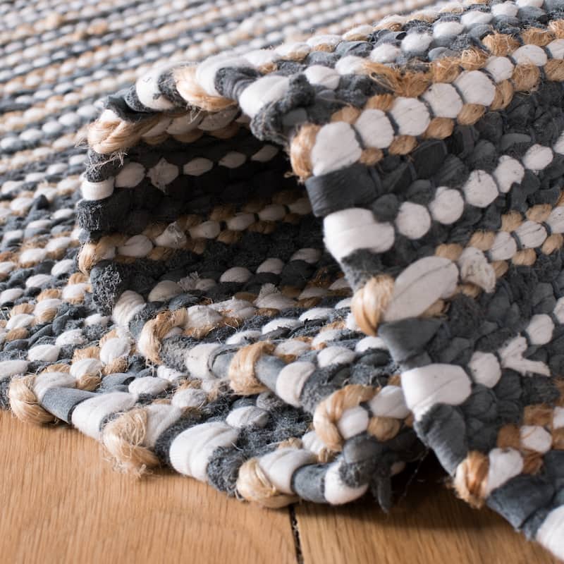 SAFAVIEH Handmade Vintage Boho Leather Zhanna Modern Stripe Leather Rug with Fringe