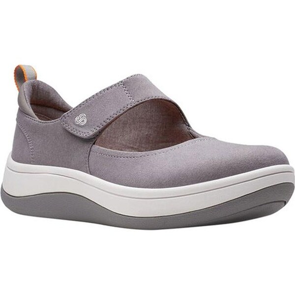 clarks air cushion shoes