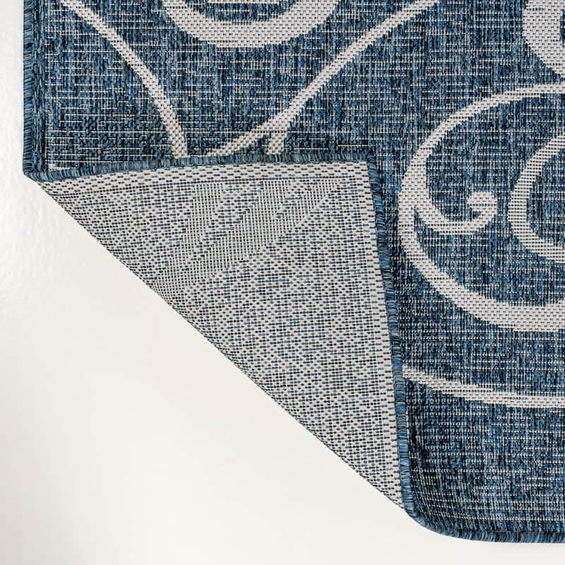 JONATHAN Y Isla Traditional Classic All-Over Scroll Green/Cream Indoor/Outdoor Area Rug