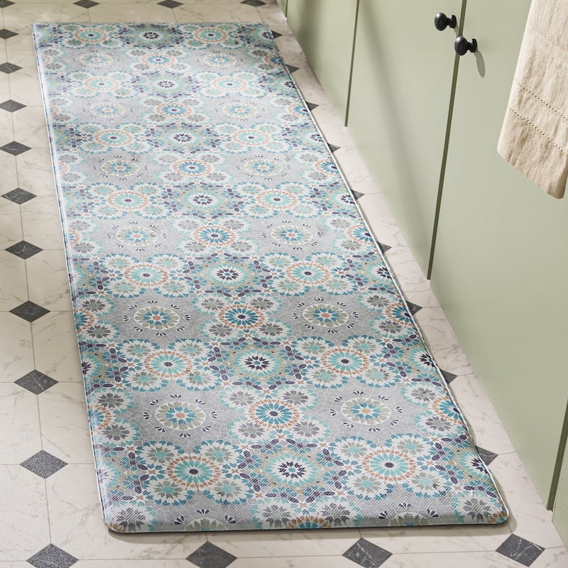 SAFAVIEH Kitchen Mat Soley Non-Slip PVC Kitchen Floor Area Rug - Grey/Blue - 1'6" x 5'