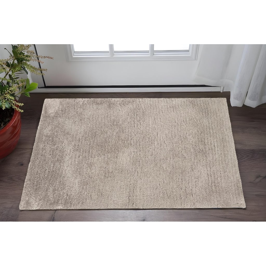 HomeRoots Solid Color Shag Rectangle Area Rug - 62.99 in. x 38.98 in. x 1.60 in.