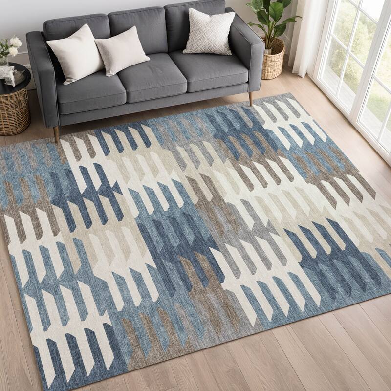 Machine Washable Indoor/ Outdoor Modern Stacks Chantille Rug