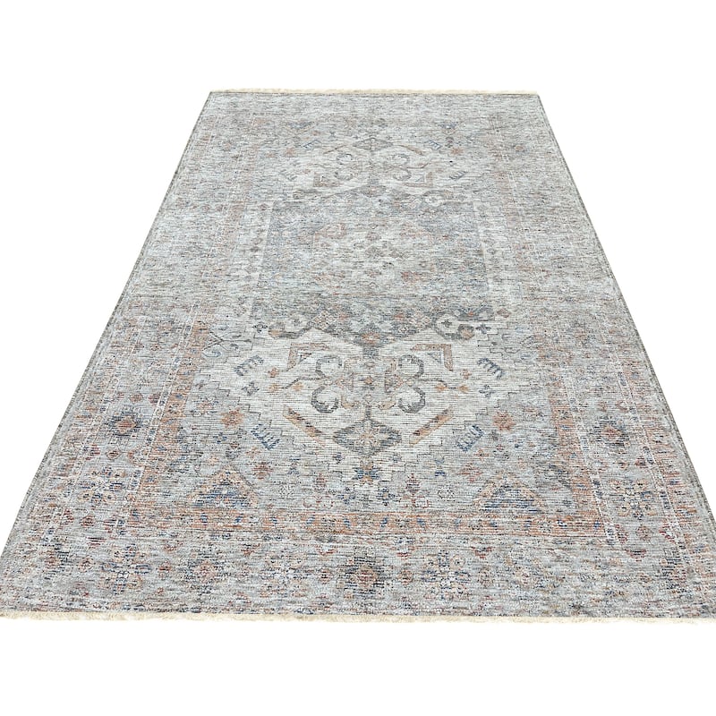 Hand-Knotted Wool Ivory Classic Traditional Heriz Serapi Rug - 6' x 9'