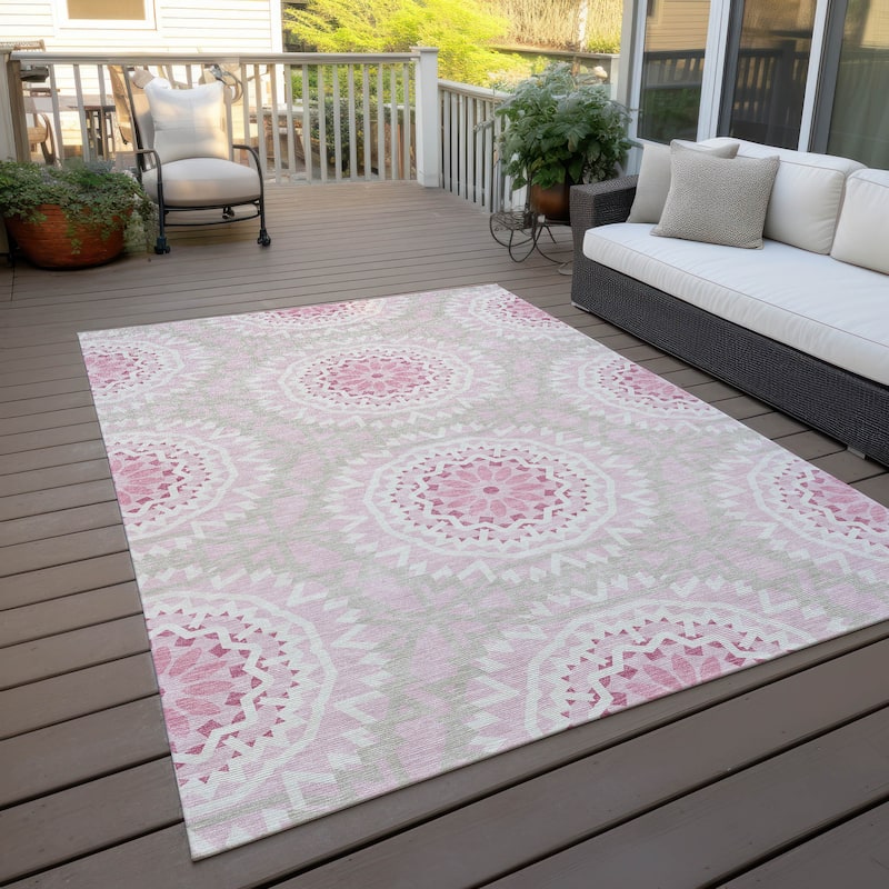 Machine Washable Indoor/ Outdoor Chantille Boho Global Rug