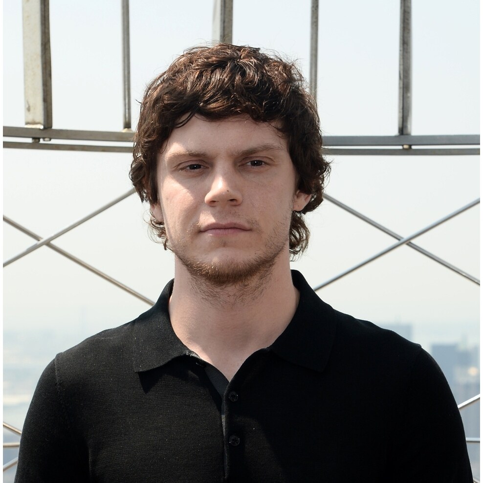 Shop Evan Peters At A Public Appearance For X Men Apocalypse Cast