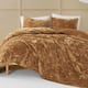 Wonderful Diamond Velvet 3 Piece Quilt Set
