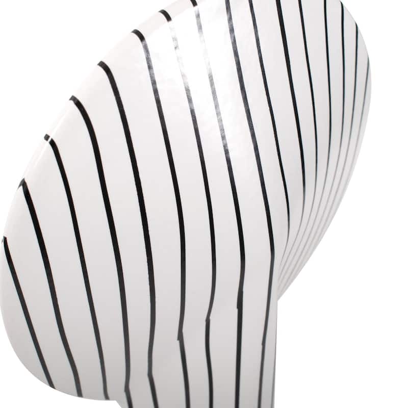 Hansford Keyhole Vase