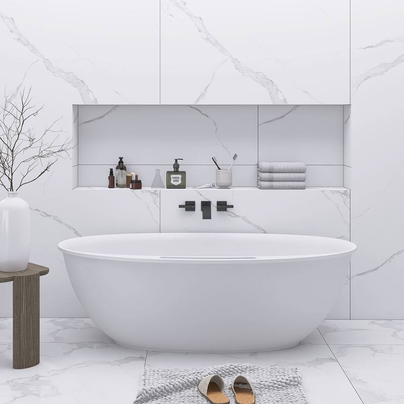 63/67 Inch Stone Resin Solid Surface Freestanding Soaking Bathtub with Center Drain in Matte White