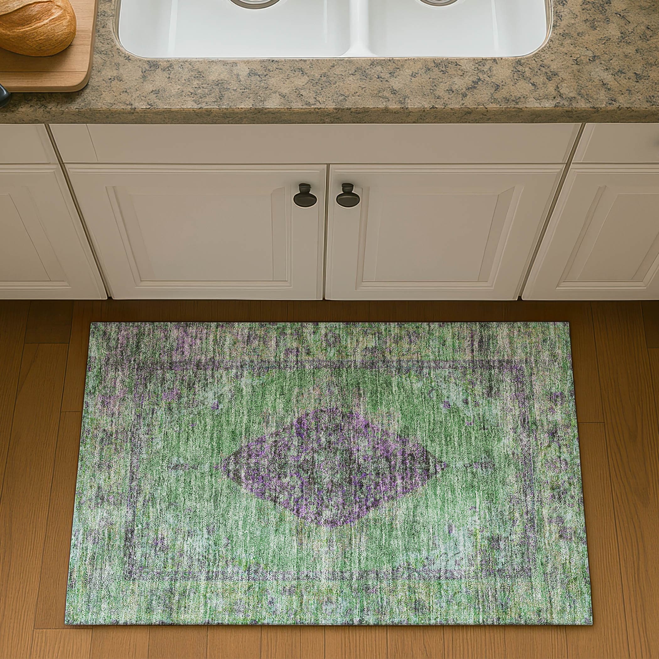 Premium Washable Super Soft Vintage Traditional Mayfield Rug