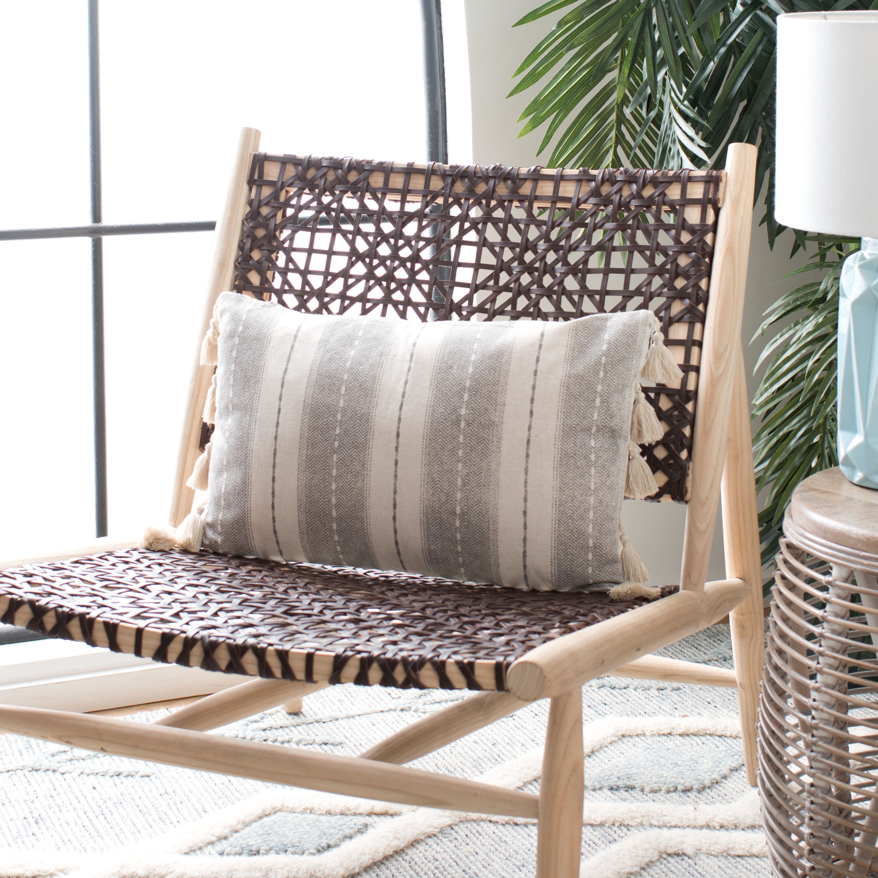 Safavieh landria online chair