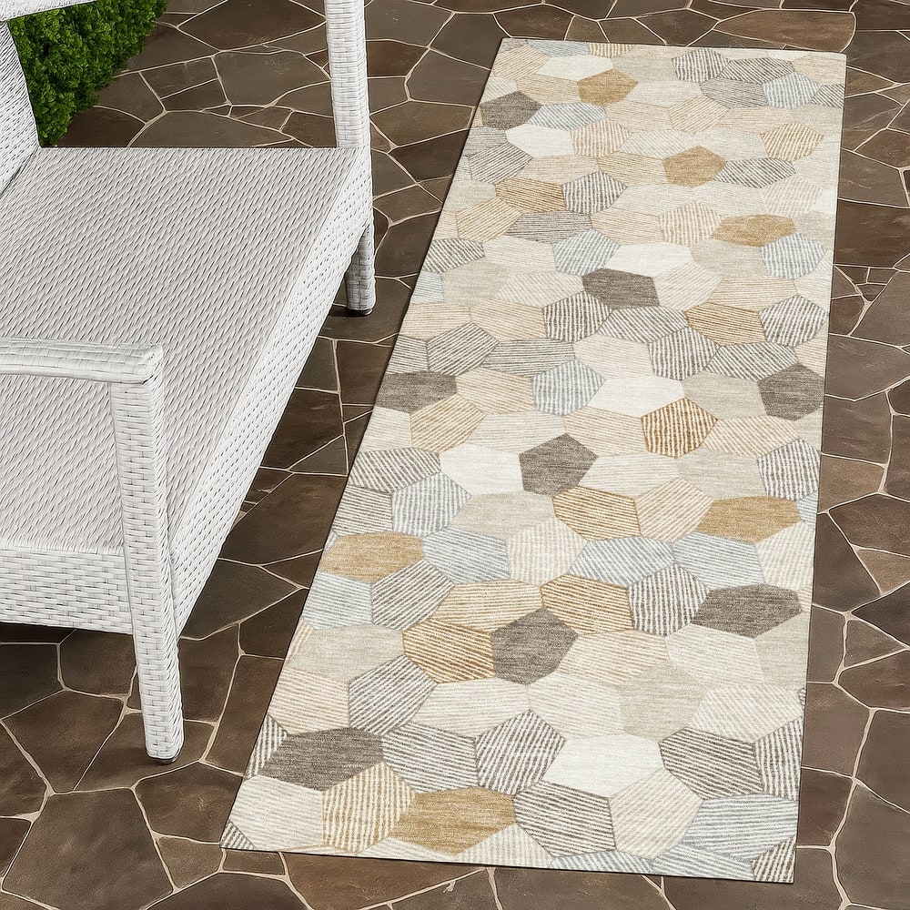 Machine Washable Indoor/ Outdoor Modern Loyd Chantille Rug
