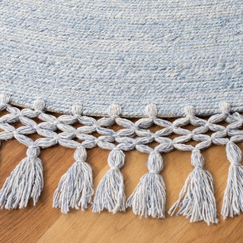 SAFAVIEH Handmade Sahara Iridian Tassel Rug