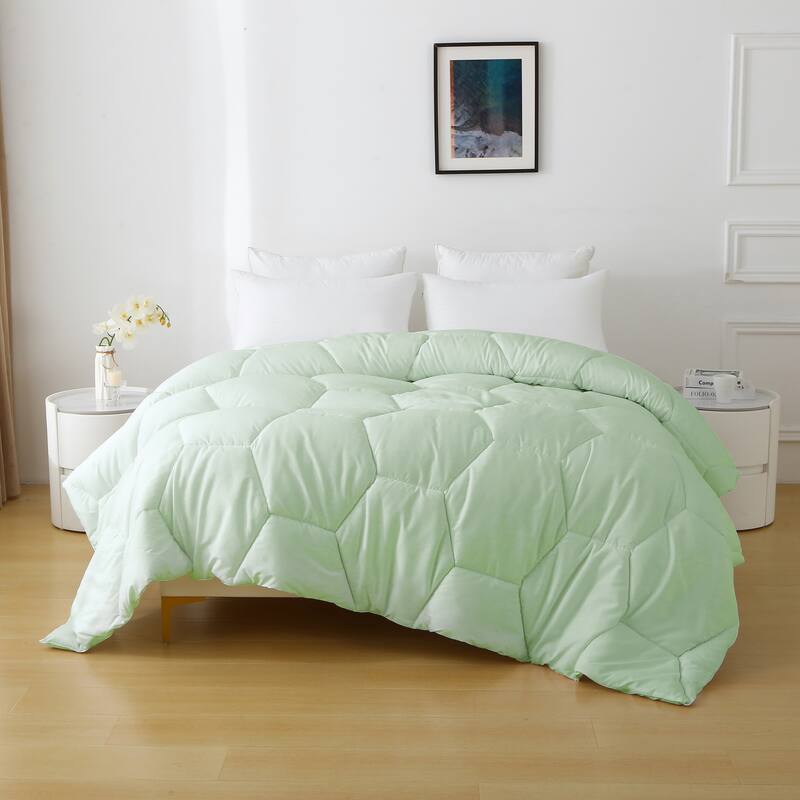 Better Style Home Oversized Microfiber Honeycomb Comforter Insert