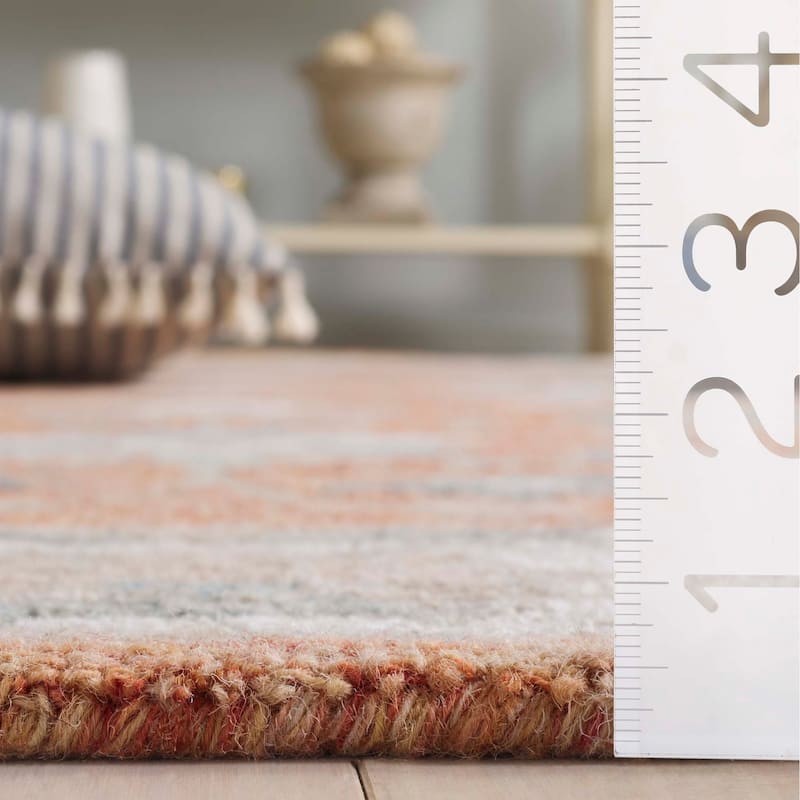 SAFAVIEH Handmade Heritage Sigþridur Traditional Wool Rug