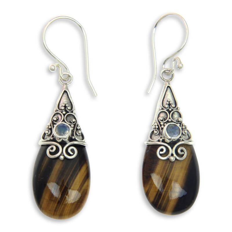 Handmade Silver 'Sunset Aurora' Tiger's Eye Moonstone Earrings (Indonesia) - Tigers Eye - White - Champagne