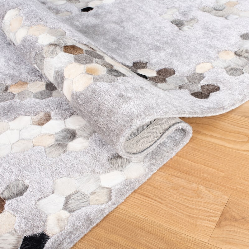 SAFAVIEH Handmade Manhattan Shakti Modern Abstract Silk Rug
