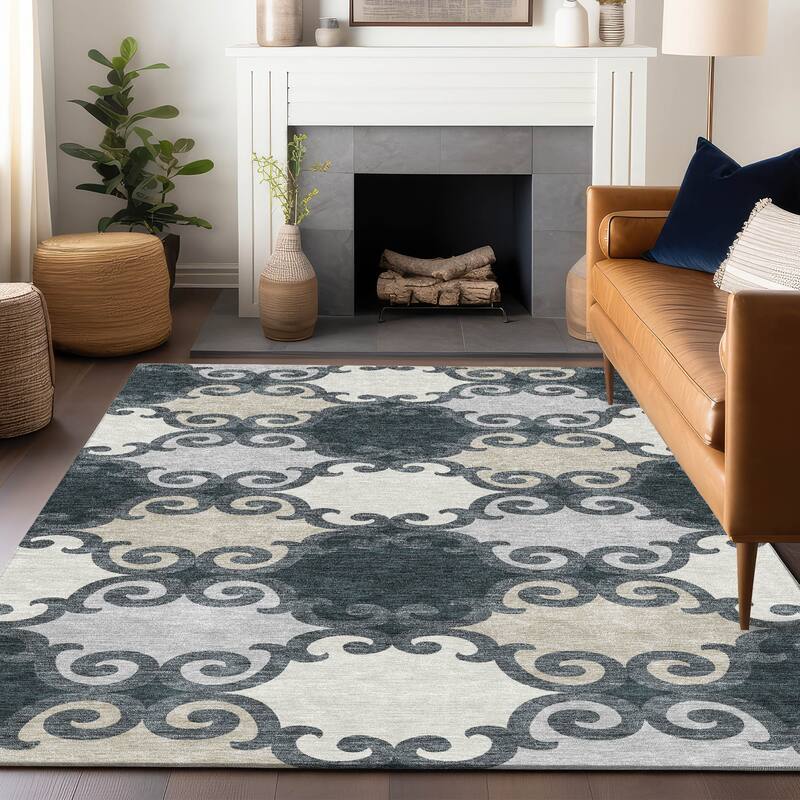 Machine Washable Indoor/ Outdoor Chantille Traditional Scroll Rug