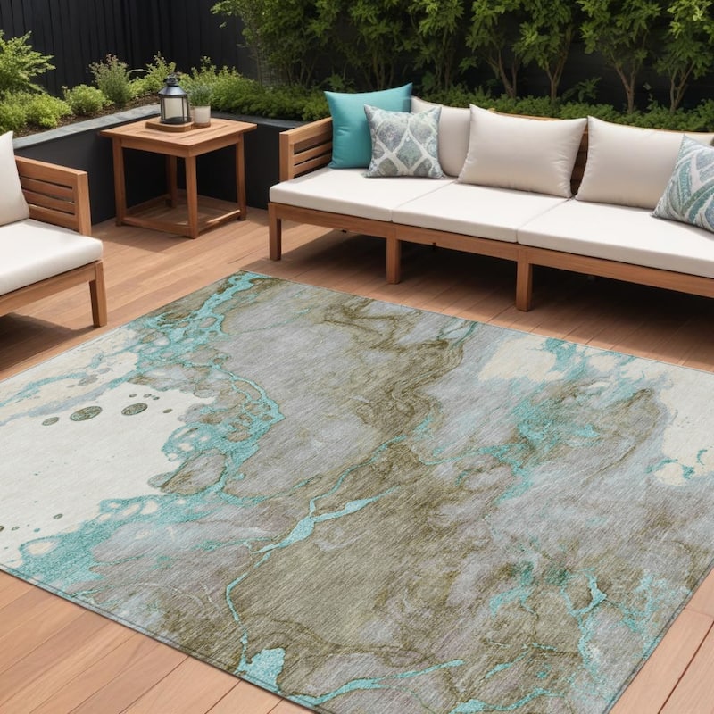 HomeRoots Abstract Transitional Rectangle Outdoor Rug - 8' X 10'