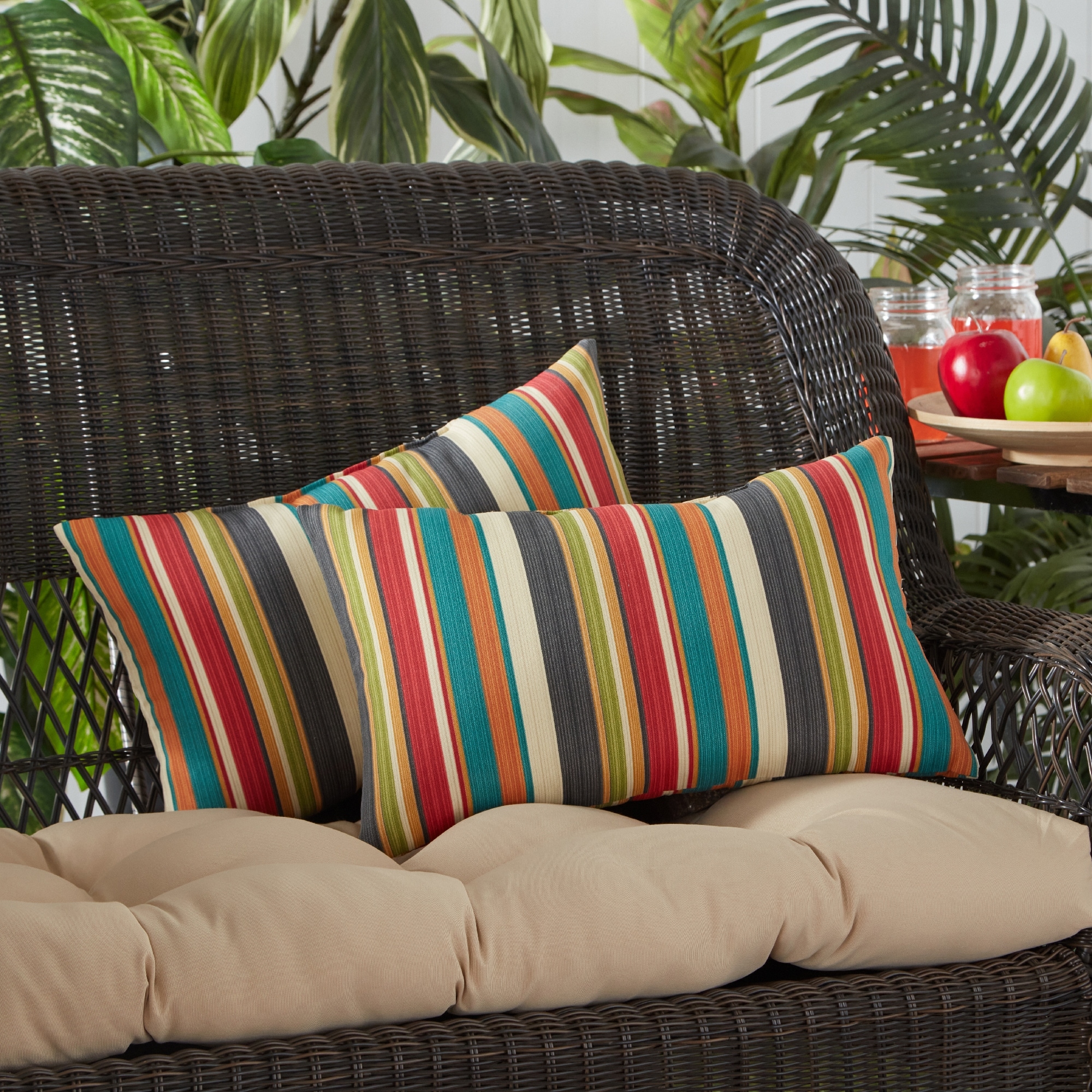patio accent pillows