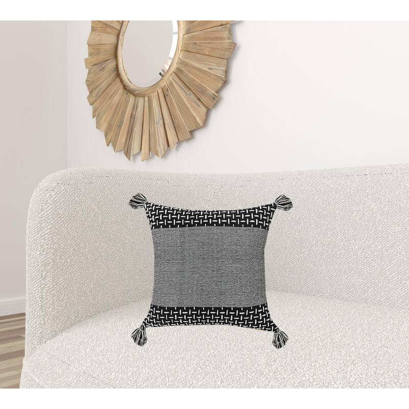HomeRoots 20" X 20" Black And White 100% Cotton Geometric Zippered Pillow