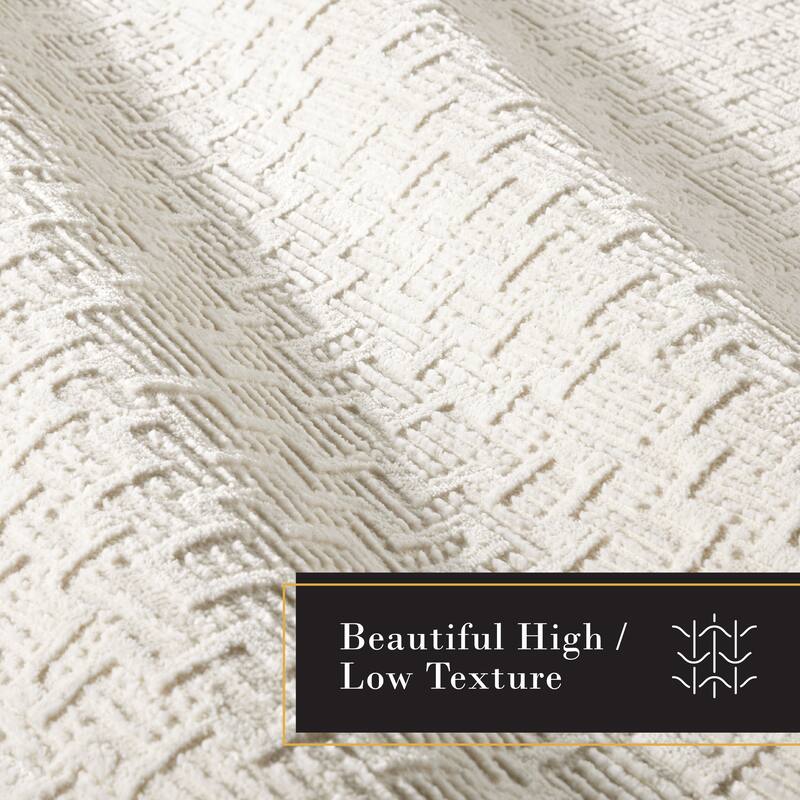 TOWN & COUNTRY LUXE Tretta High-Low Area Rug