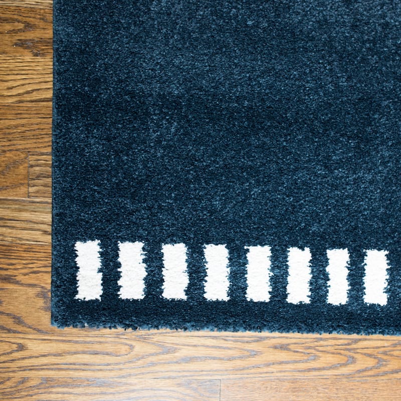 Nisha Geometric Modern Stripe Area Rug