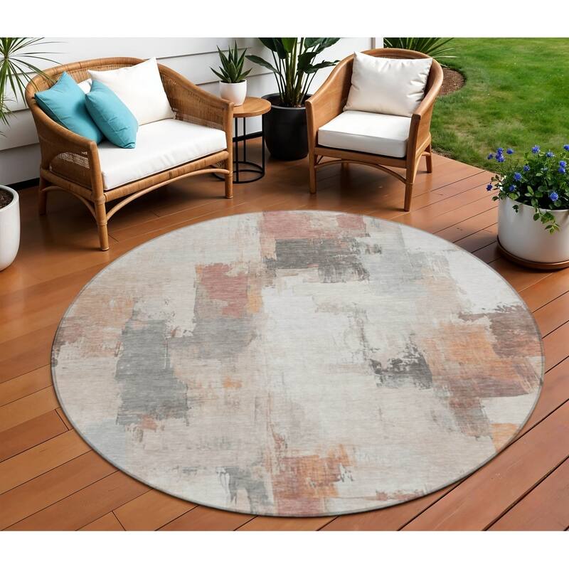 HomeRoots Abstract Transitional Rectangle Outdoor Rug - 8' Round