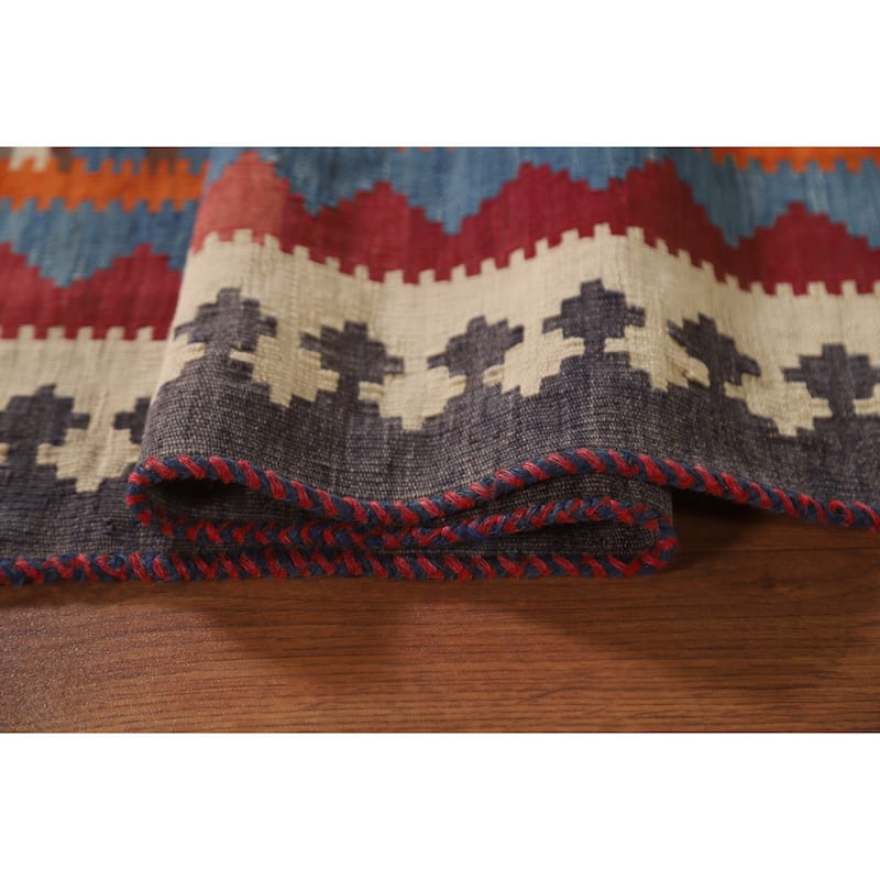 Vegetable Dye Kilim Qashqai Persian Antique Rug Hand-Woven Wool Carpet - 5'4"x 9'11"