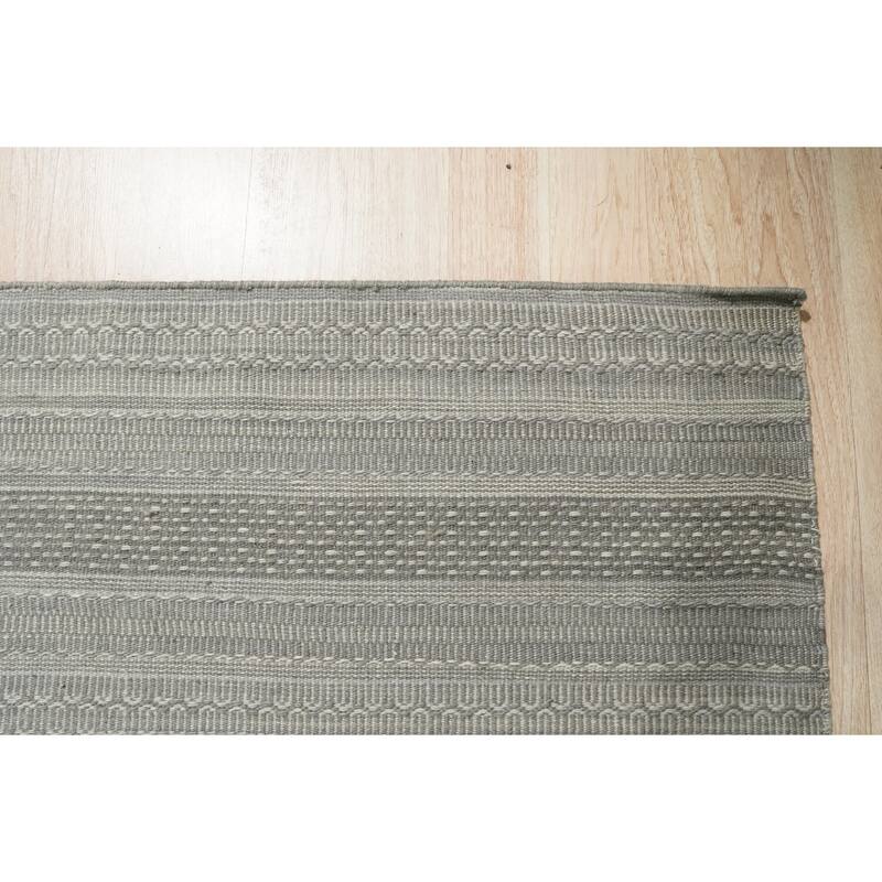 Hand-Knotted Wool Ingrain Design Rug, 6' x 9', Grey Area Rug, Luxurious Handcrafted Texture for Contemporary Interiors - L