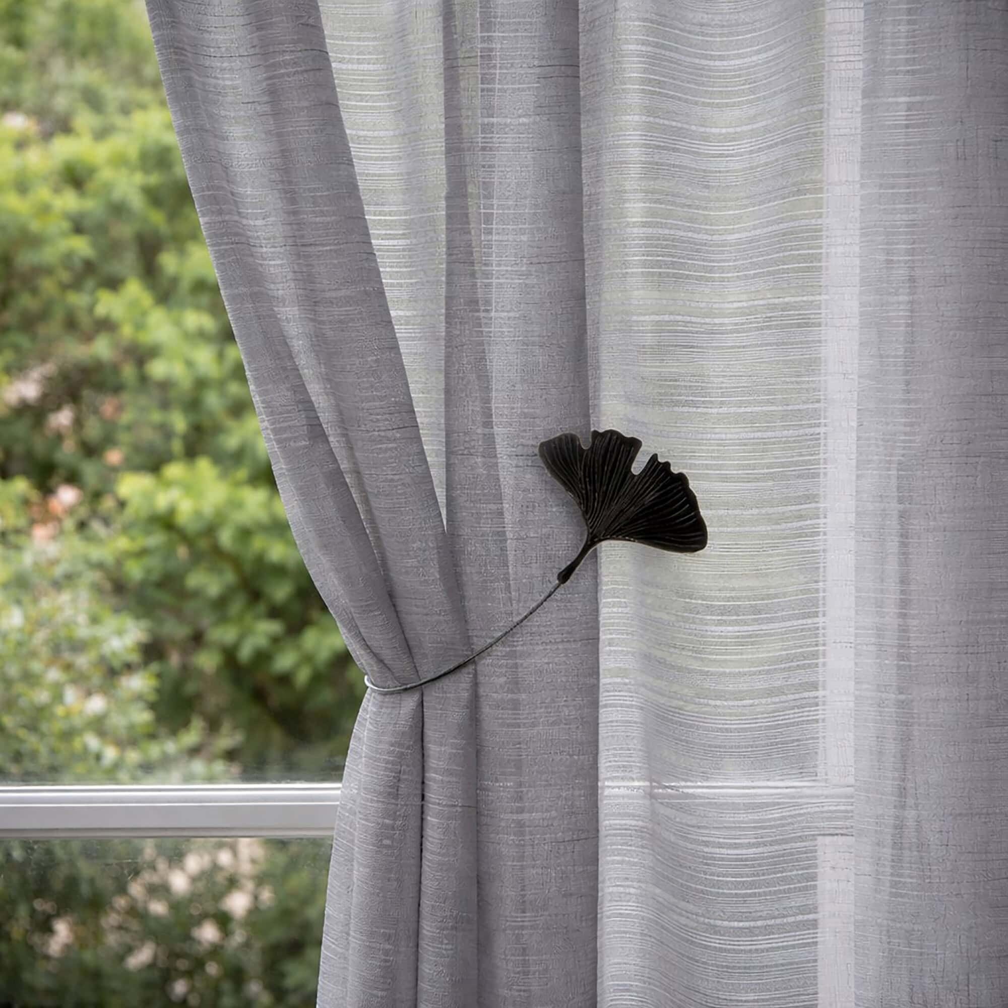 Magnetic-Curtain-Tieback-