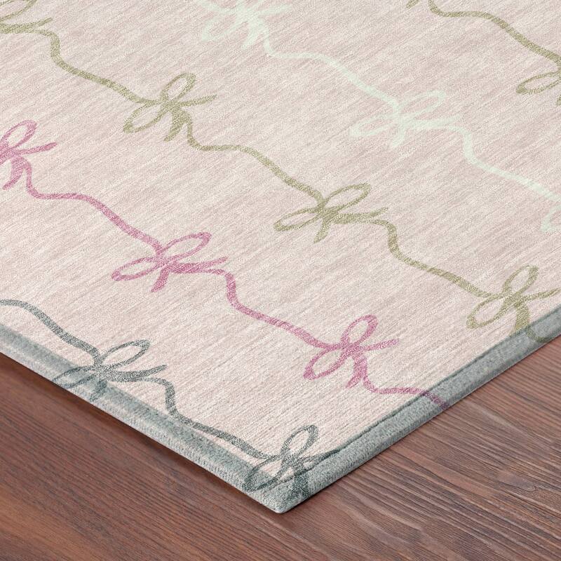 Machine Washable Indoor/ Outdoor Modern Bow Stripe Chantille Rug