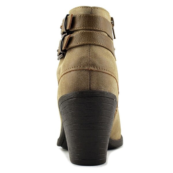 knee high boots with fur trim