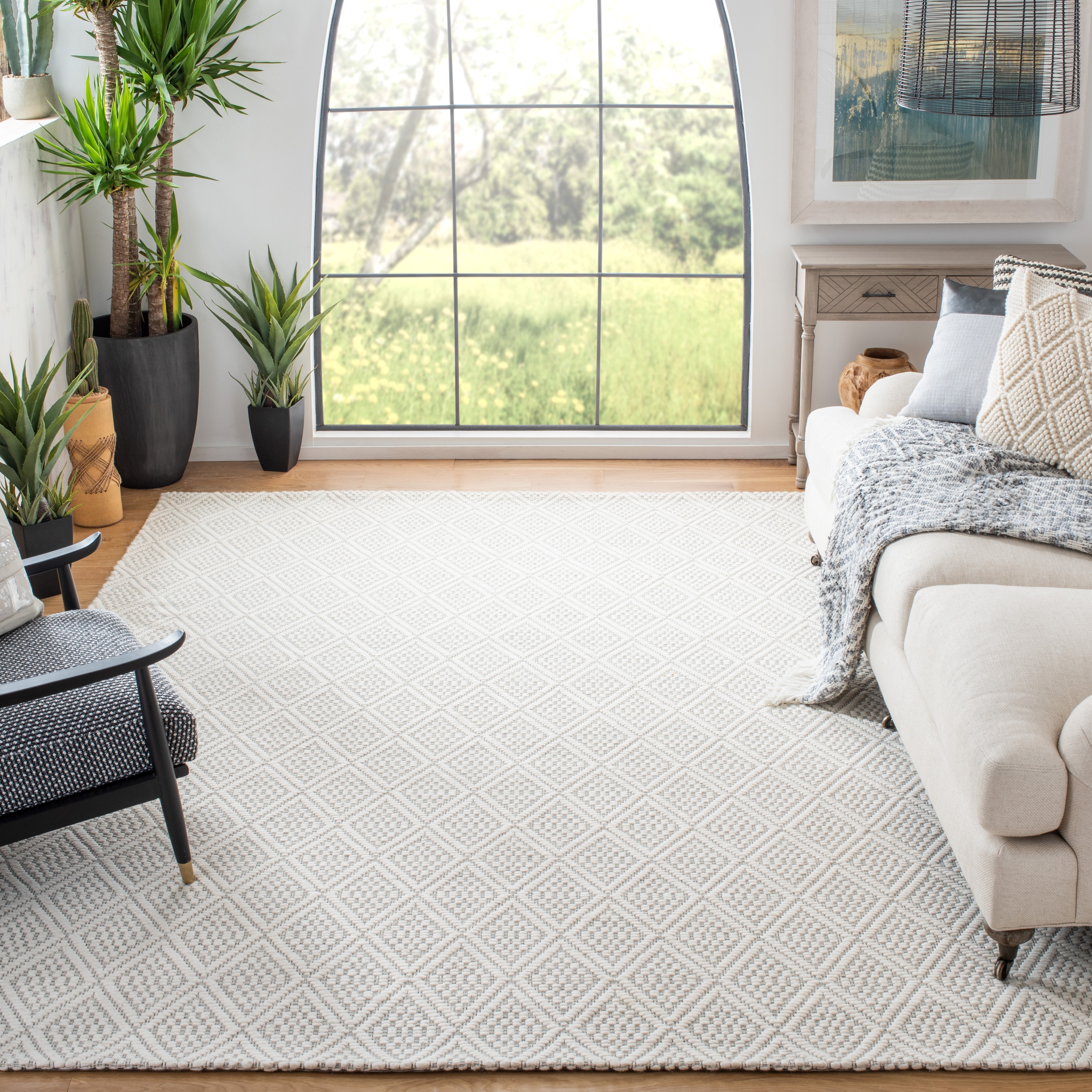 SAFAVIEH Marbella Mechtild Wool Rug
