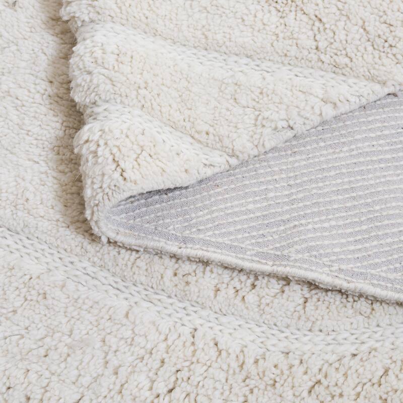 SAFAVIEH Handmade Casablanca Shag Melanija Wool Rug