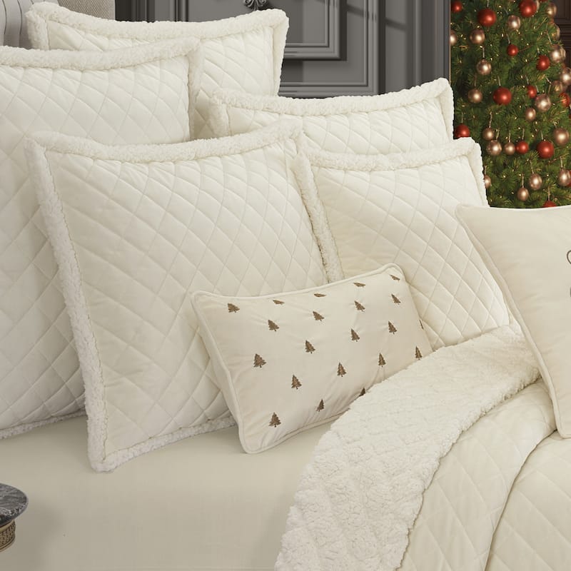 J. Queen New York Casey Sherpa Quilt Set - White - King